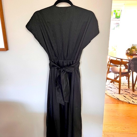 Lost + Wander Midi Dress with Tie Waist & Dolman Sleeves Size S Black - Picture 5 of 11